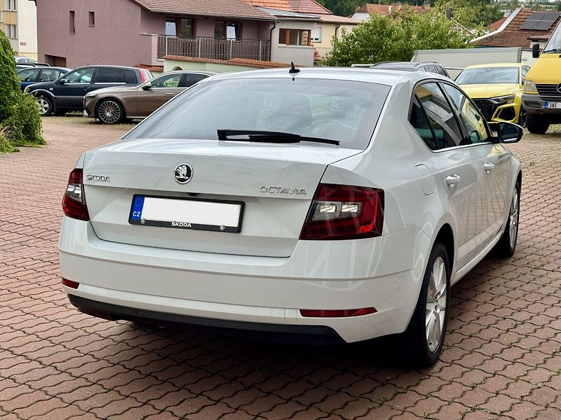 Škoda Octavia 1.4TSI 110kW DSG Style - fotka 5 z 25