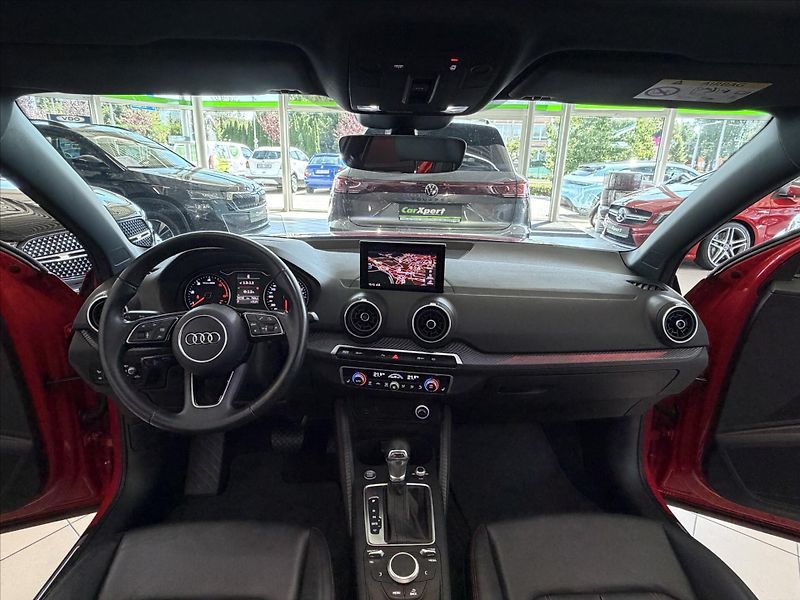 Audi Q2 2,0   140kW Quattro ATM - fotka 20 z 23