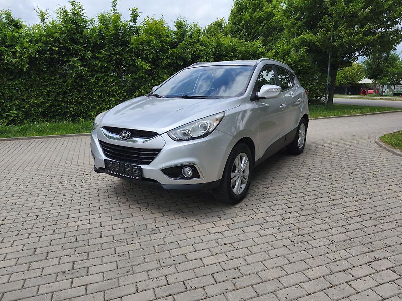 Hyundai ix35 2.0 CRDI - fotka 1 z 21