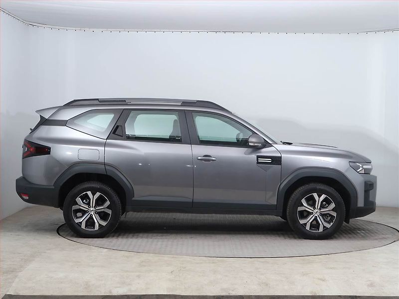 Dacia Bigster (2026) Hybrid-G 4x4 - fotka 6 z 17