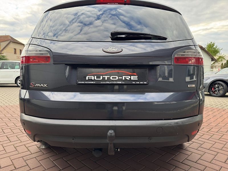 Ford S-MAX (2009) 2.0TDCi Navi 7Míst Tažné Z. - fotka 38 z 45