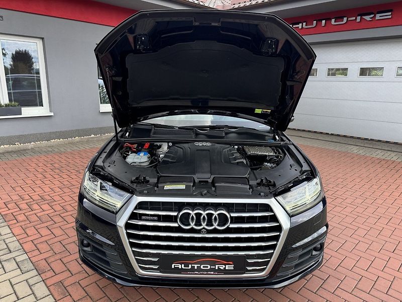 Audi Q7 (2016) 3.0TDi S-Line LED Bose Vzduch - fotka 34 z 50