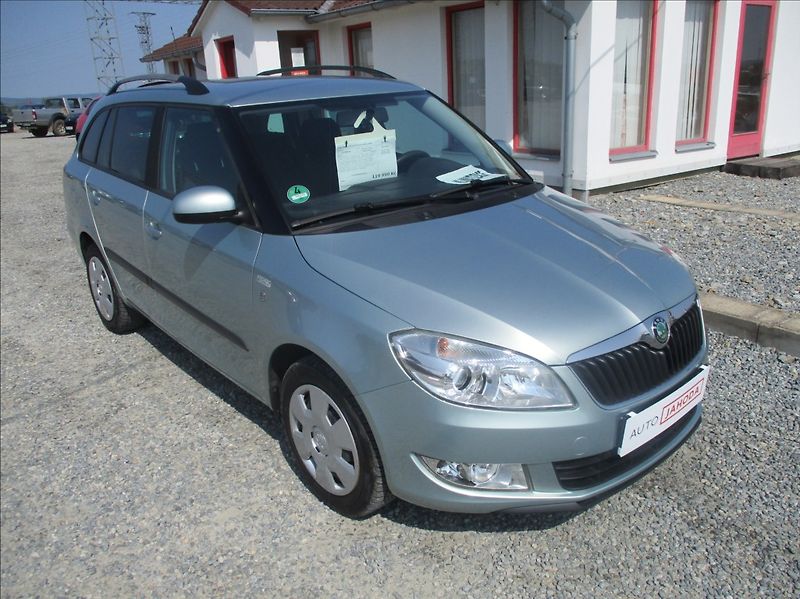 Škoda Fabia 1,2 TSI, aut.klima,serv.kniha, - fotografie inzerátu