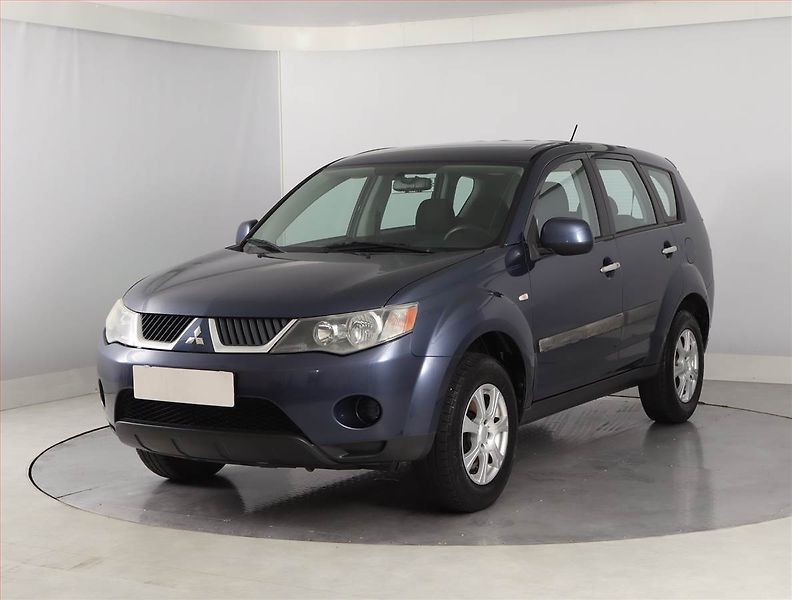 Mitsubishi Outlander (2009) 2.4 MIVEC, po STK, jezdí dobře - fotka 2 z 16
