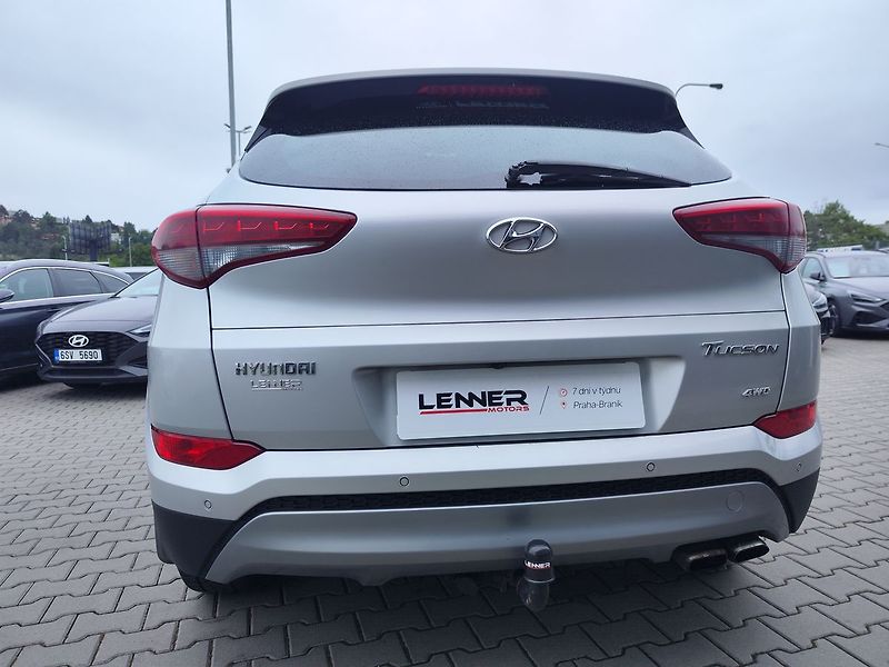 Hyundai Tucson 1.6 T.GDi/130kW Trikolor 4x4 - fotka 9 z 31