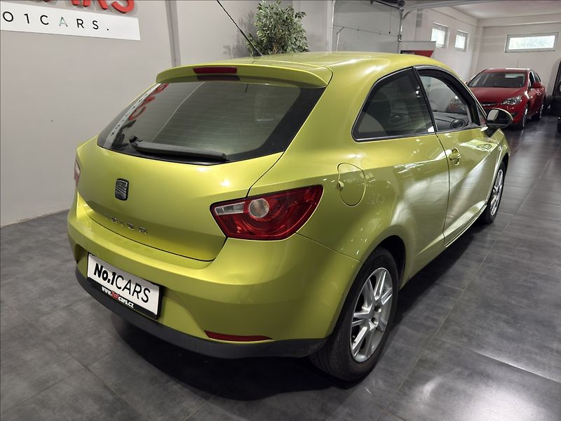 Seat Ibiza 1,4   i KLIMATIZACE PO STK - fotka 5 z 19