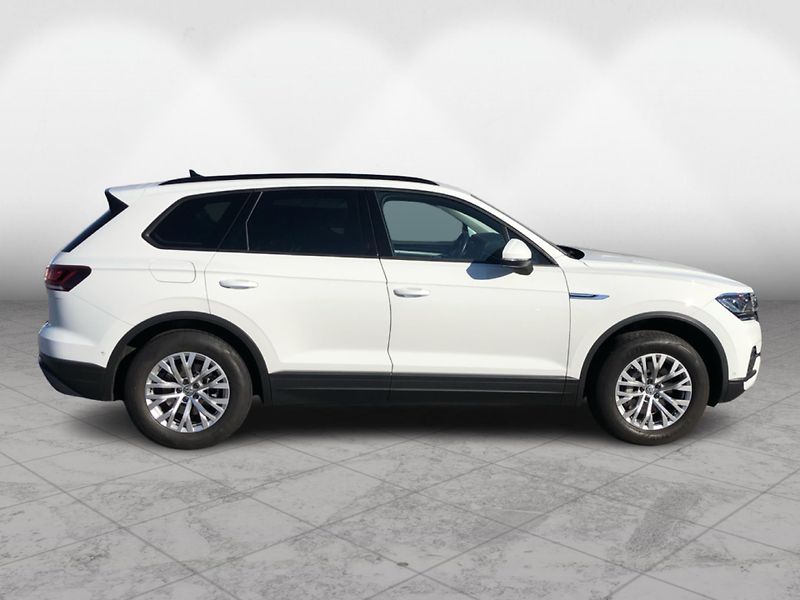 Volkswagen Touareg 3,0 TDI V6 4Motion - fotka 8 z 27