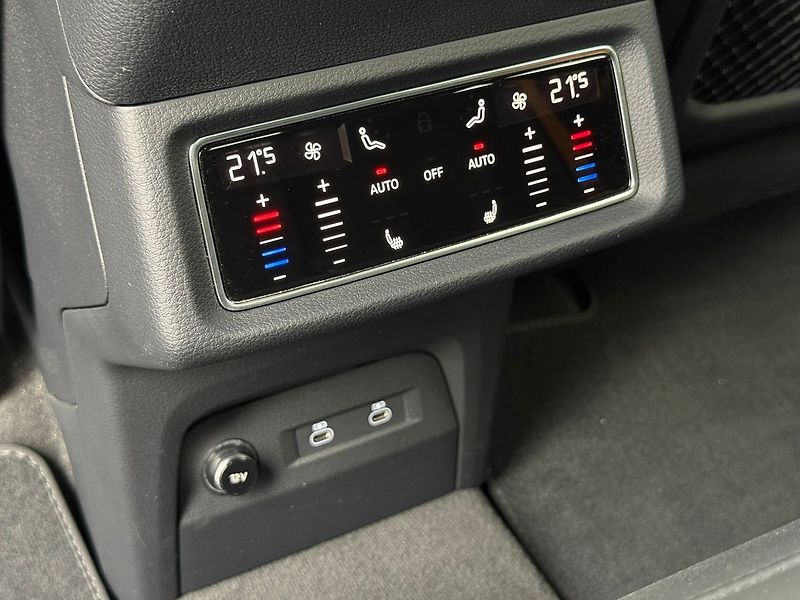 Audi e-tron 55 300kW SB BlackEd Taž ZÁRUKA - fotka 20 z 21