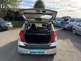 Hyundai i10 1.1i - náhled 9