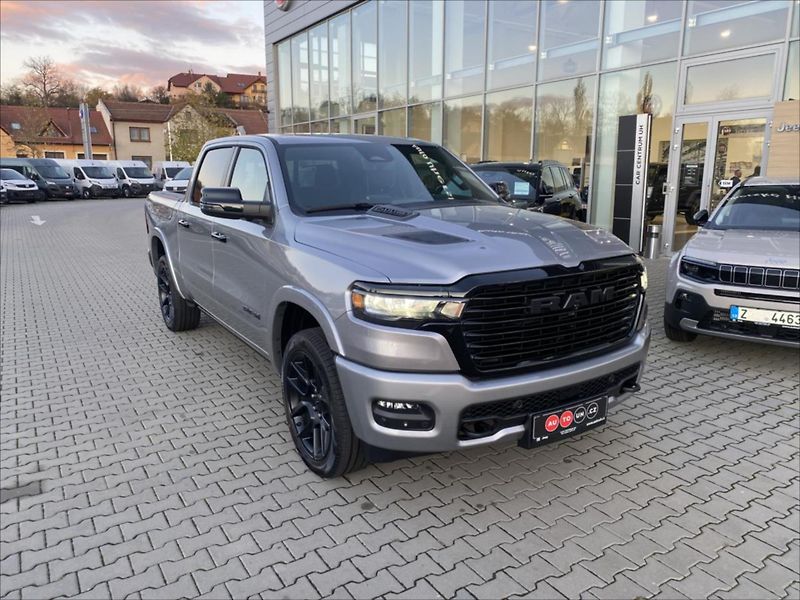 Dodge RAM (2025) 3,0 R6 LPG R6 Laramie Night - fotografie inzerátu