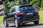 Suzuki S-Cross.
