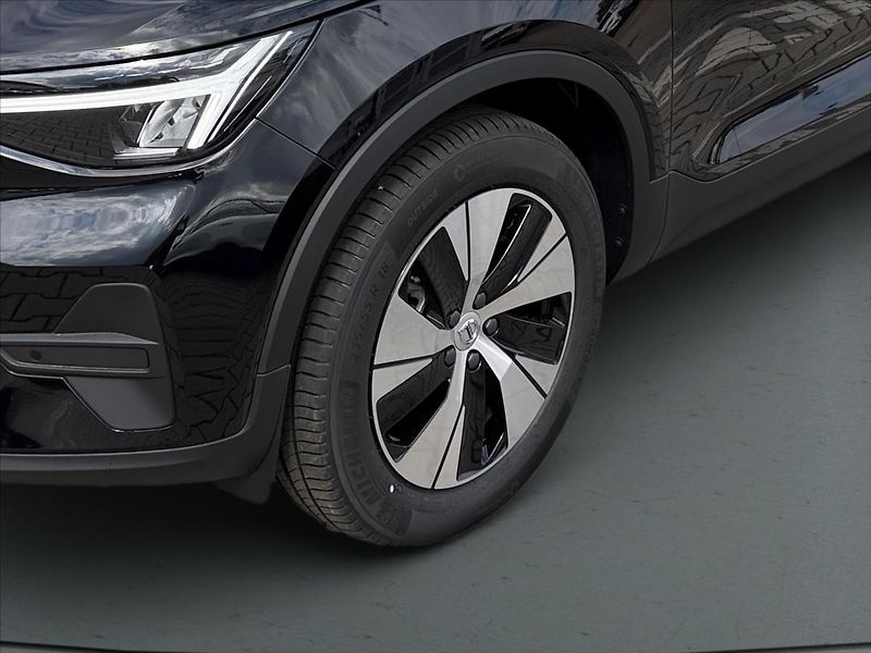 Volvo XC40 (2026) 2,0 B3 Core 8378 - fotka 6 z 13