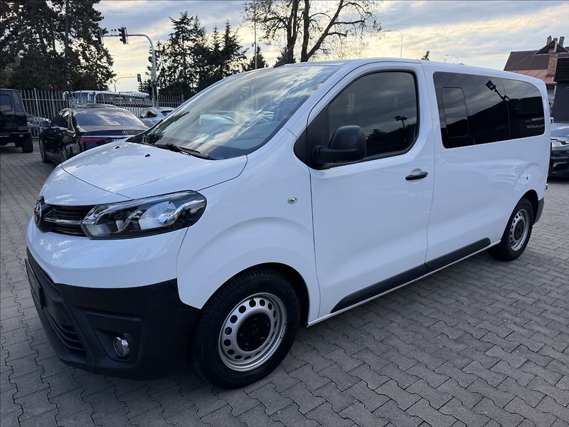 Toyota ProAce 9Míst ČR 1.maj. - fotka 8 z 21