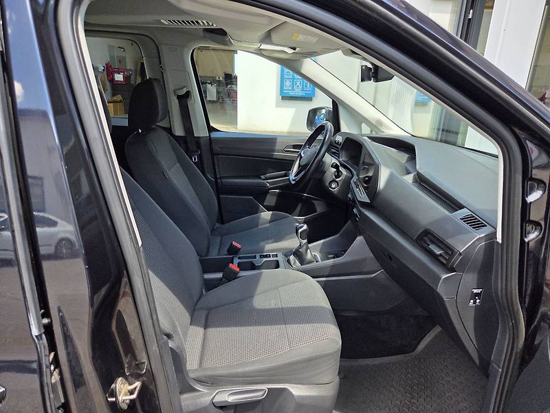 Volkswagen Caddy (2021) Maxi 2.0 TDI - fotka 30 z 33