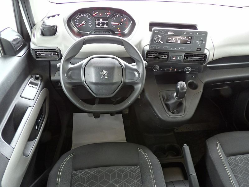 Peugeot Rifter 1.5 BlueHDI Active ČR 5míst - fotka 7 z 29