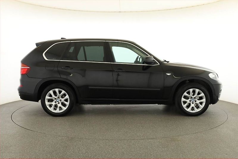 BMW X5 (2011) xDrive30d, 4X4, Automat, Kůže - fotka 6 z 18