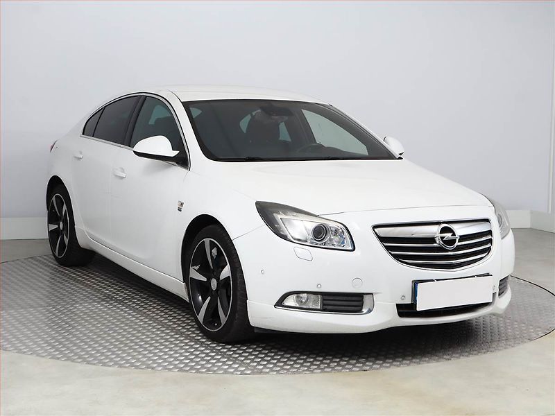 Opel Insignia (2011) OPC Line 2.0 Turbo, 4X4 - fotografie inzerátu