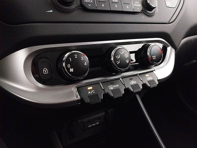 Kia Rio (2012) 1.25 CVVT - fotka 13 z 16