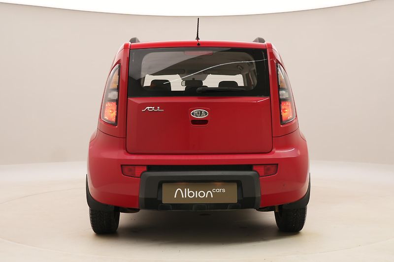 Kia Soul 1.6i 93kW CZ - fotka 10 z 26