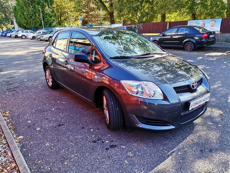 Toyota Auris (2009) 1.4VVTi 74kw ČR 5dv. Klima PDC - fotka 6 z 26