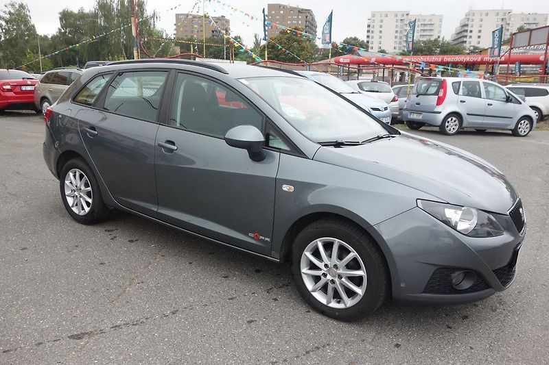 Seat Ibiza 1,4i63kW  Kombi COPA ! - fotka 13 z 30
