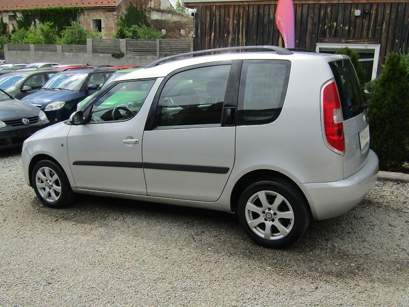 Škoda Roomster (2007) 1.6 16V 77kW - fotka 4 z 36