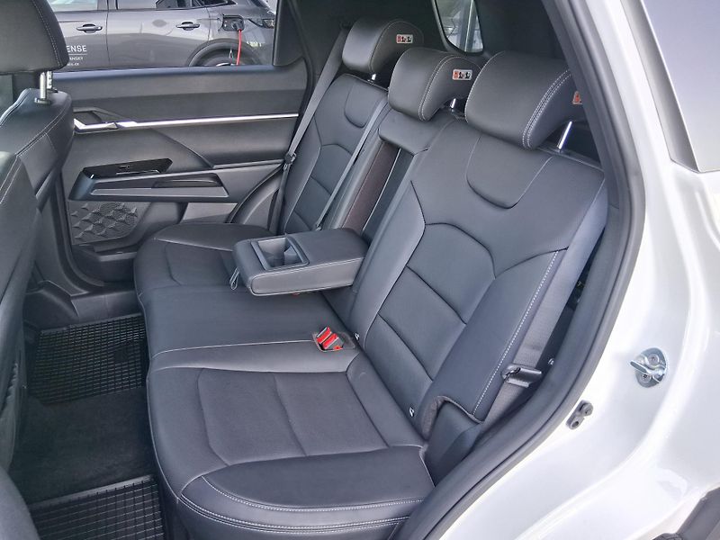 SsangYong Torres STYLE 1.5 T-GDI 120 kW - fotka 5 z 25