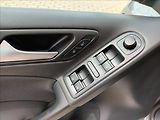 Volkswagen Golf 1,2 TSI,SERVIS,VÝHŘEV,PARKING - náhled 30