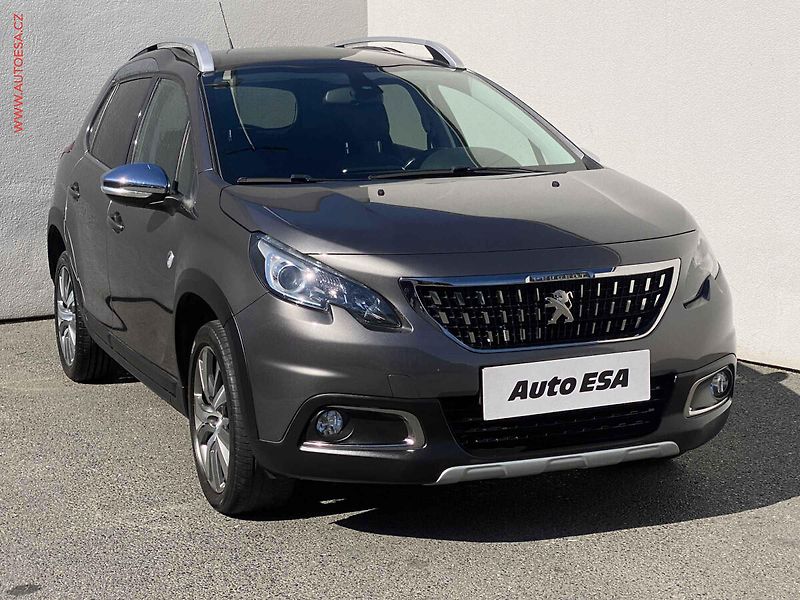 Peugeot 2008 (2017) 1.2 PT, Crossway, panor, navi - fotografie inzerátu