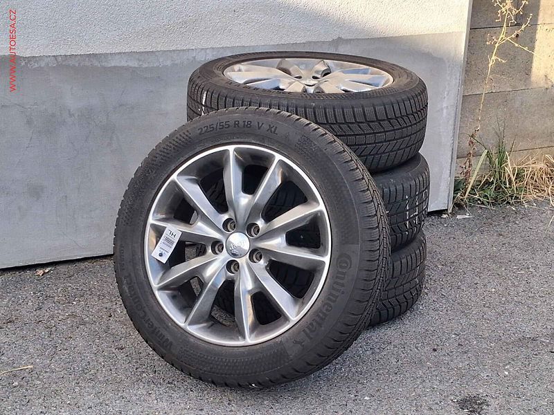 Jeep Cherokee (2015) 2.0 MJT 4x4, Limited, AT, - fotka 20 z 20