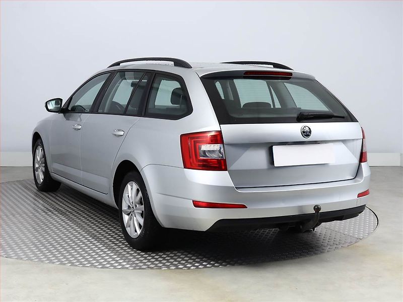 Škoda Octavia (2017) Ambition 1.6 TDI, Tempomat - fotka 4 z 14