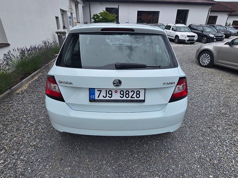 Škoda Fabia (2015) 1.0 MPi TOP STAV - fotka 5 z 21