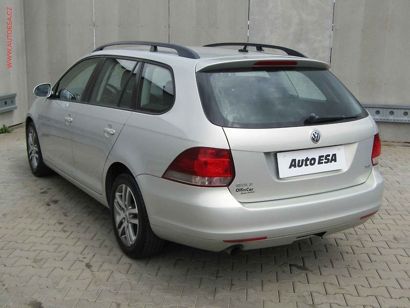 Volkswagen Golf (2010) 1.2 TSi, 2.maj,ČR, Tempo - fotka 6 z 17