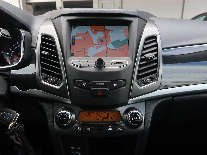 SsangYong Korando (2017) Style 2.0 e-XGi, 4X4, Automat - fotka 16 z 19