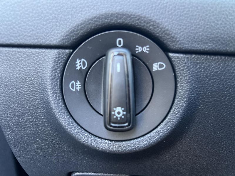 Škoda Octavia 1.4TSi 110kw DSG KLIMA TAŽNÉ - fotka 12 z 38