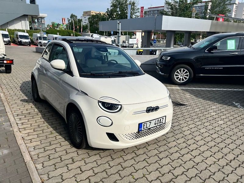 Fiat 500e ICON HB 42KWH - skladem - fotka 3 z 9