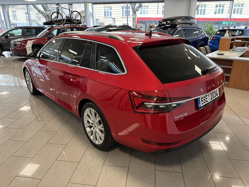 Škoda Superb 2.0TDI 4x4 DSG StylePlus - fotka 3 z 50
