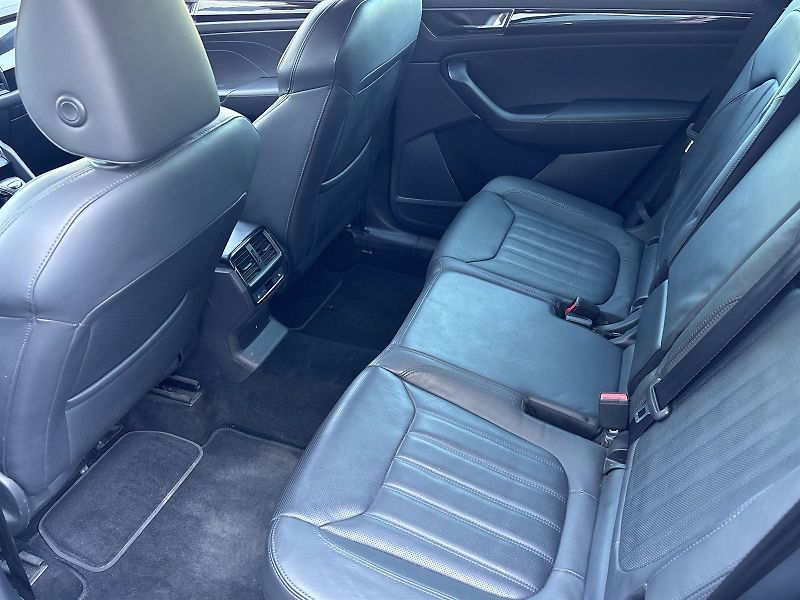 Škoda Kodiaq (2021) 2.0 TDI 4x4 DSG L&K - fotka 8 z 29