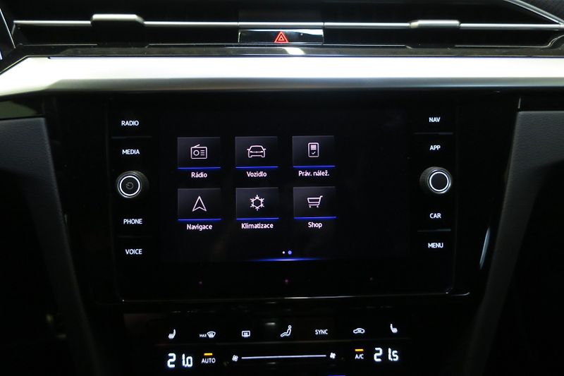 Volkswagen Arteon Shooting Brake (2021) 2.0 TSI 235kW BMT 4MOT DSG R - fotka 29 z 50