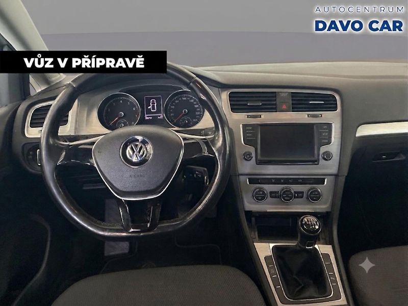 Volkswagen Golf 1,4 TSI 90kW Comfortline CZ - fotka 5 z 12