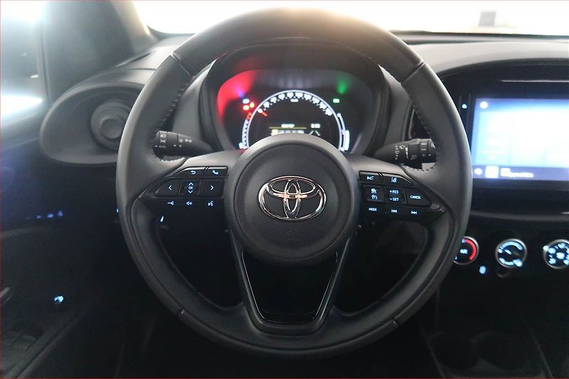 Toyota Aygo (2024) 1.0, ČR,1.maj, Serv.kniha - fotka 15 z 16