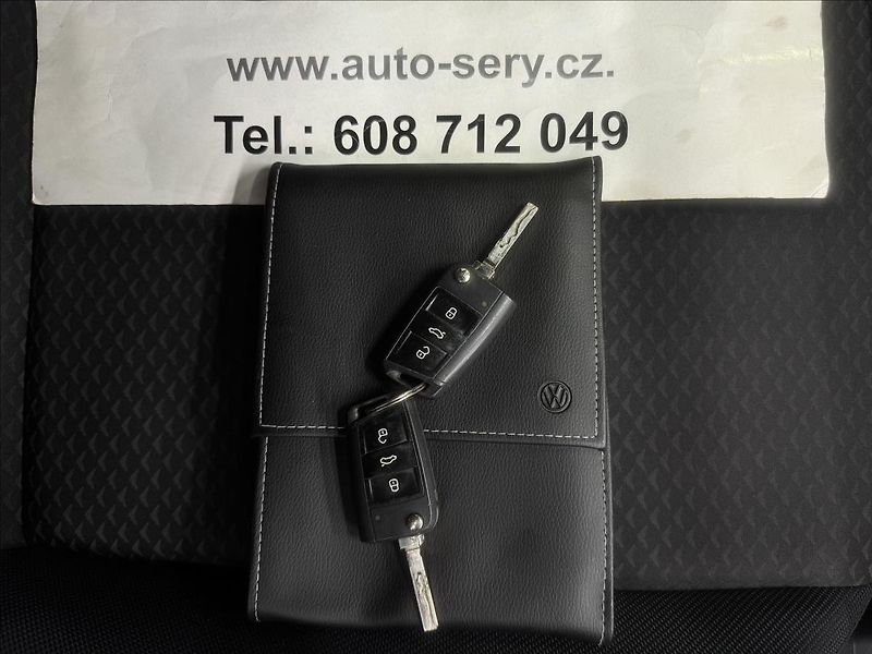 Volkswagen Tiguan Allspace 2.0TSI DSG 4M UNITED 7MÍST - fotka 49 z 50