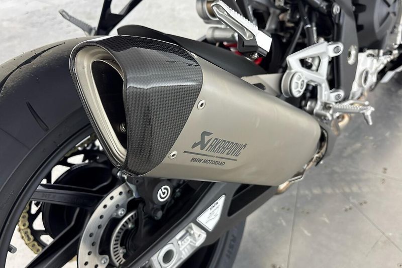 BMW S 1000 R - fotka 6 z 13