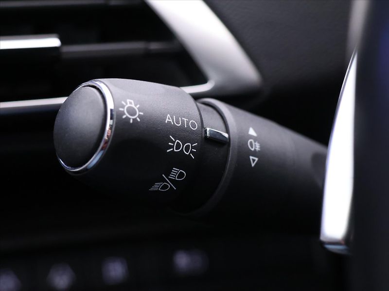 Peugeot 3008 GT 1,6 PureTech 133kW Automat - fotka 24 z 46