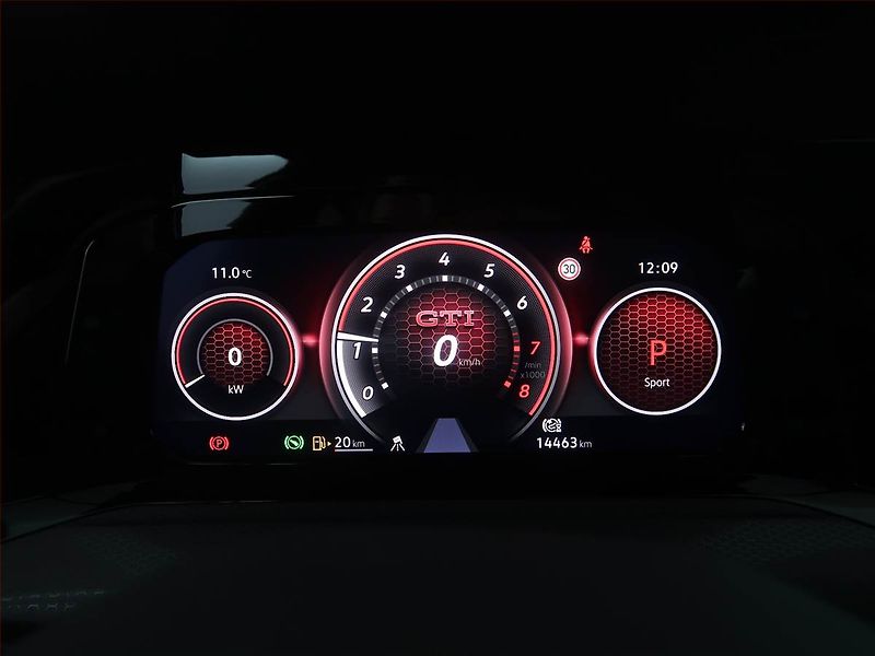 Volkswagen Golf (2024) GTI Clubsport - fotka 11 z 22