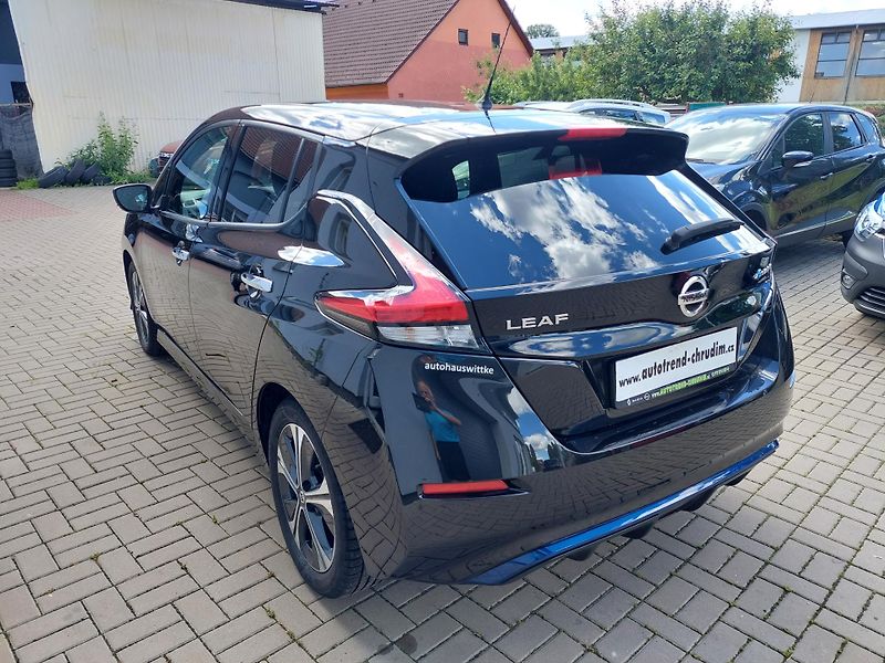 Nissan Leaf (2021) ZE1 N-Connecta  Option-DPH - fotka 8 z 47