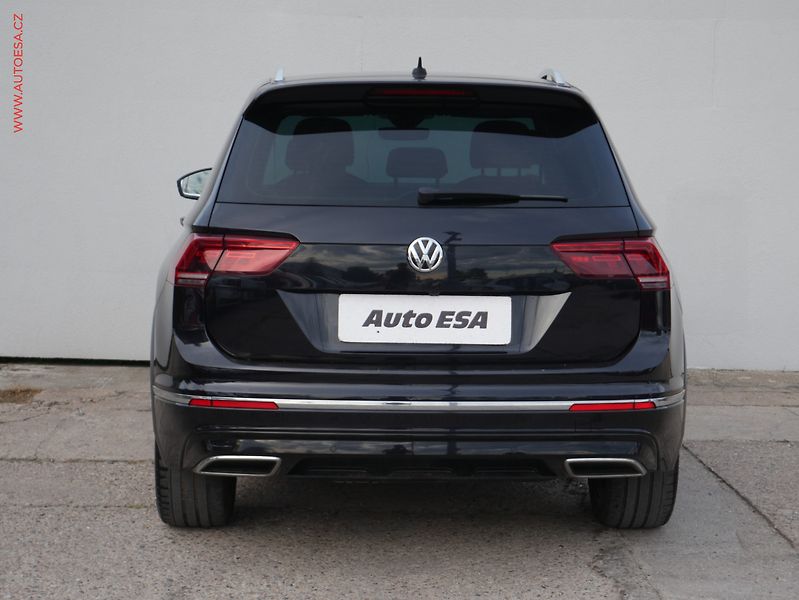 Volkswagen Tiguan (2018) 2.0 Bi-TDI 4x4, DSG, LED, ACC - fotka 5 z 21