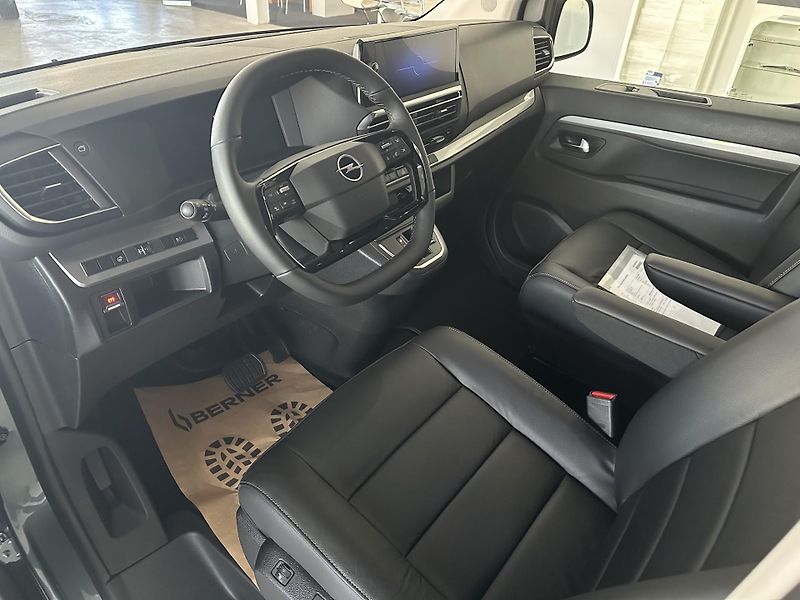 Opel Zafira (2026) Elegance 2.2 CDTi 180k AT8 L2L - fotka 8 z 16