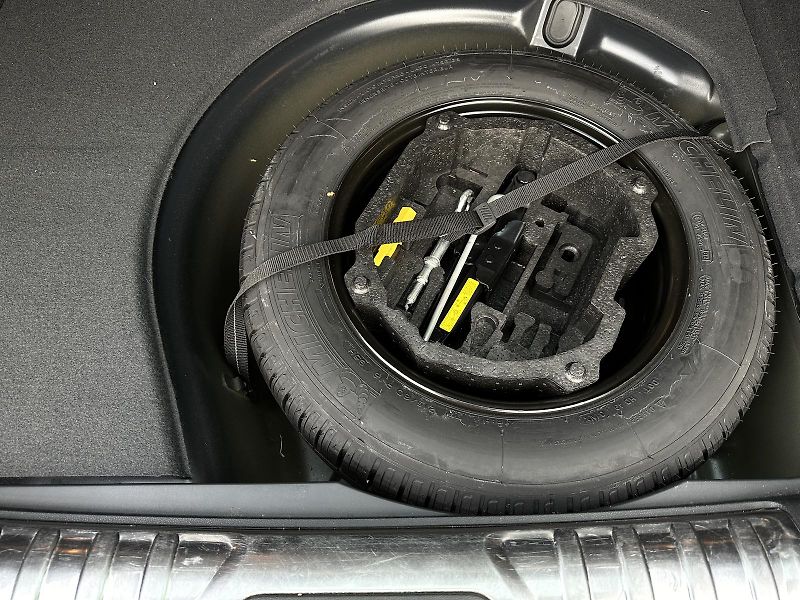 Peugeot 508 2.0HDi AT 163PS Bi-Xenon NAVI - fotka 36 z 36