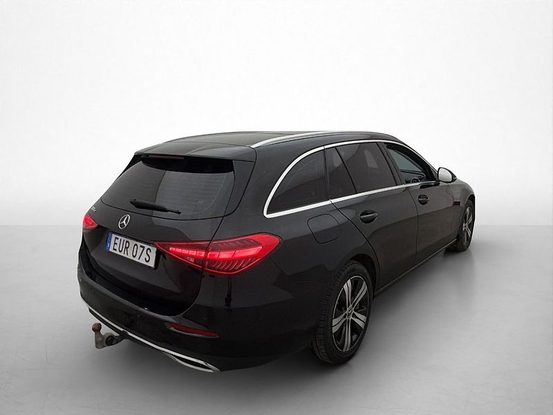 Mercedes-Benz Třídy C 300e Kamera Tažné - fotka 8 z 35